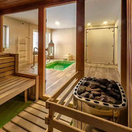 Granit Smrekovica Szálloda 3*