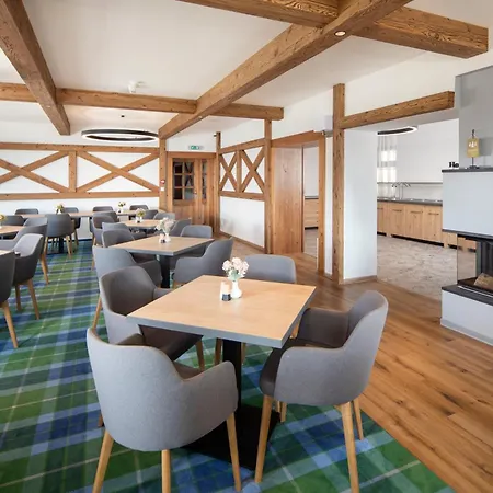 Hotel Granit Smrekovica 3*